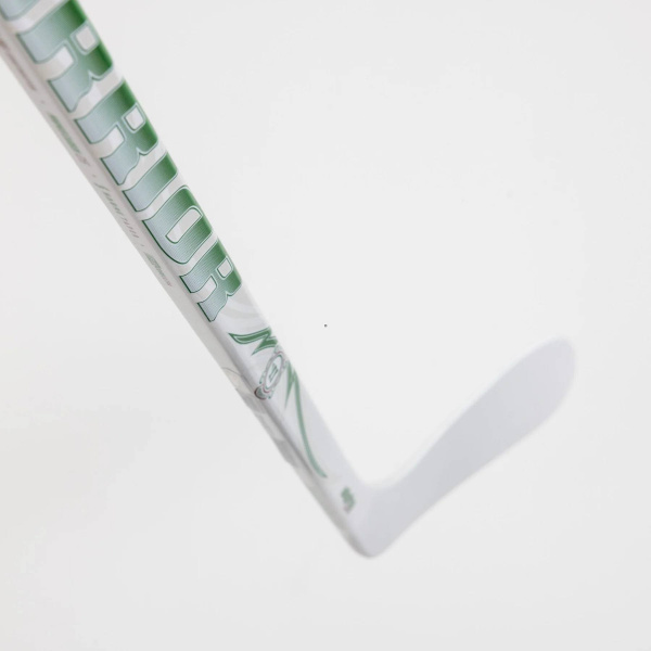 Клюшка WARRIOR ALPHA DELUXE GRIP WHT YTH